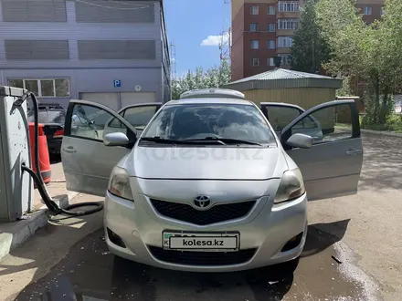 Toyota Yaris 2009 года за 4 250 000 тг. в Астана – фото 3