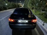 BMW 750 2005 года за 5 500 000 тг. в Алматы – фото 4