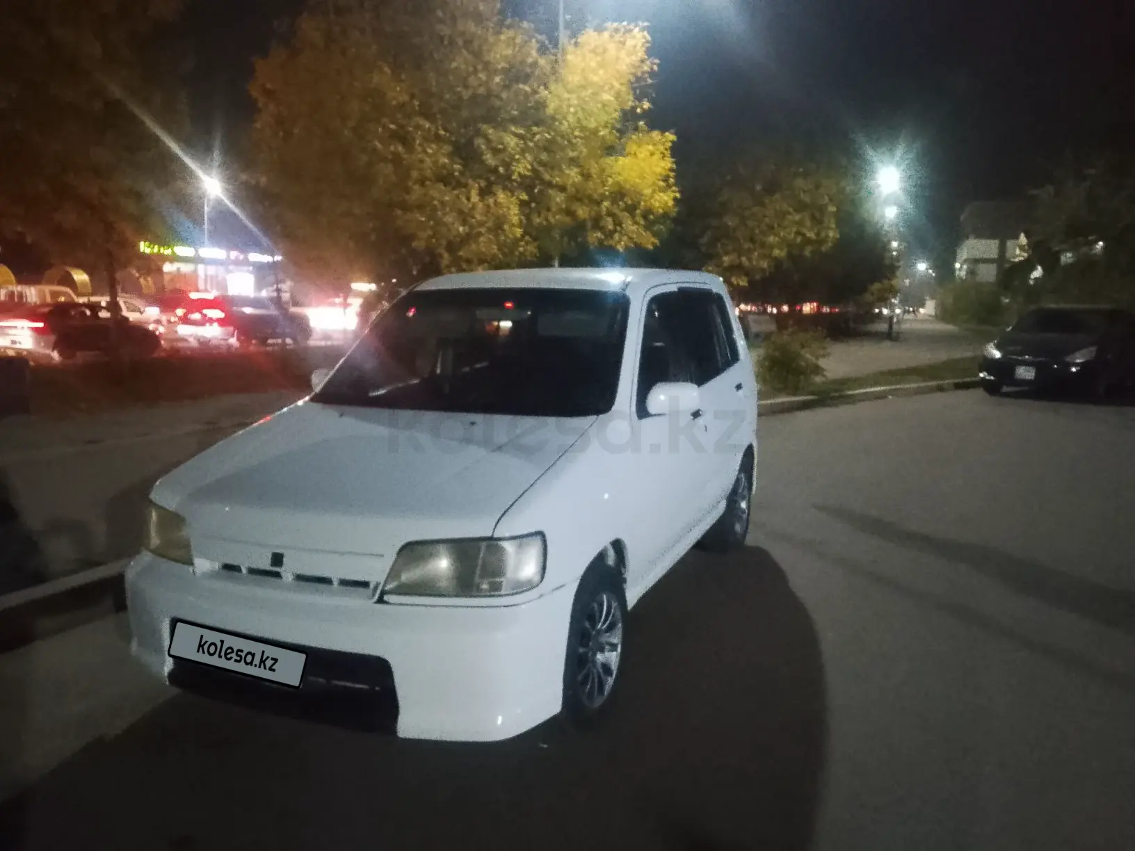 Nissan Cube, 1999