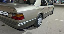 Mercedes-Benz E 230 1990 годаүшін800 000 тг. в Алматы – фото 4