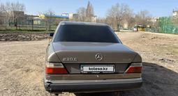 Mercedes-Benz E 230 1991 года за 950 000 тг. в Астана – фото 5