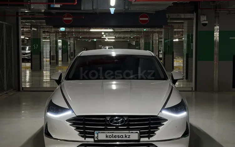 Hyundai Sonata 2020 годаүшін9 800 000 тг. в Астана