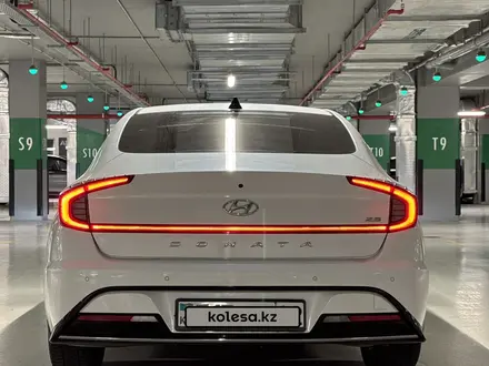 Hyundai Sonata 2020 года за 9 800 000 тг. в Астана – фото 6