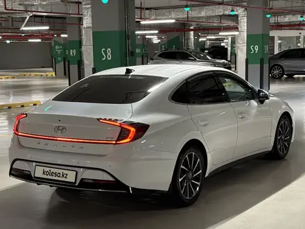 Hyundai Sonata 2020 года за 9 800 000 тг. в Астана – фото 8