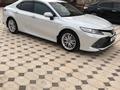 Toyota Camry 2018 годаүшін17 300 000 тг. в Актау – фото 3