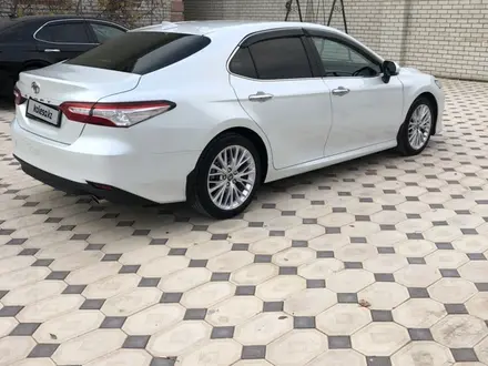 Toyota Camry 2018 года за 17 300 000 тг. в Актау – фото 6