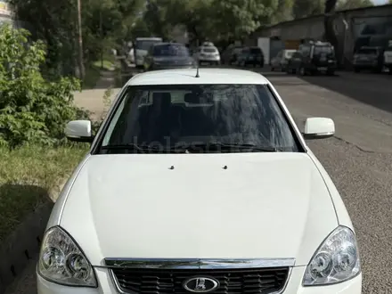 ВАЗ (Lada) Priora 2170 2014 года за 2 950 000 тг. в Алматы – фото 2