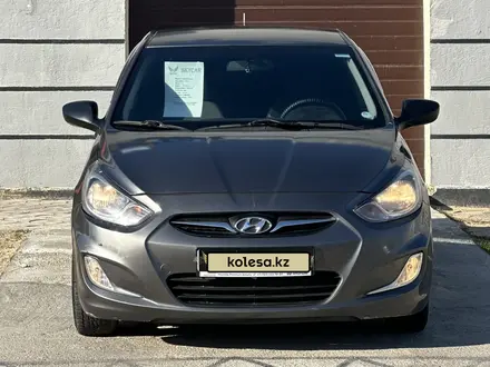 Hyundai Accent 2013 года за 5 000 000 тг. в Актау – фото 2