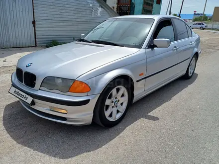 BMW 325 1999 года за 2 800 000 тг. в Актау