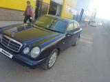 Mercedes-Benz E 280 1997 года за 2 300 000 тг. в Астана – фото 2