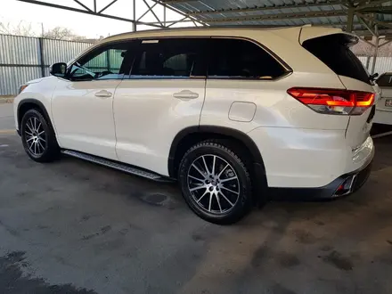 Toyota Highlander 2019 года за 23 200 000 тг. в Алматы – фото 10