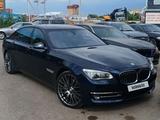BMW 750 2015 года за 15 000 000 тг. в Астана
