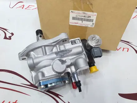 Насосы топливные ТНВД TOYOTA 1GD-FTV 221000E010 221000E020 за 390 000 тг. в Астана