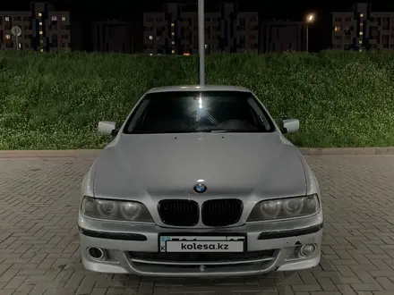 BMW 530 2000 года за 3 200 000 тг. в Алматы