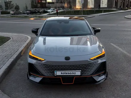 Changan UNI-V 2024 года за 10 290 000 тг. в Астана – фото 3