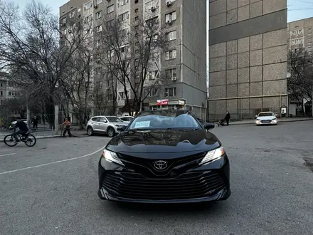 Toyota Camry 2017 года за 7 500 000 тг. в Алматы