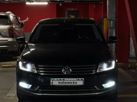 Volkswagen Passat 2012 года за 5 800 000 тг. в Алматы