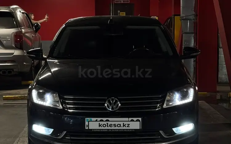 Volkswagen Passat 2012 года за 5 800 000 тг. в Алматы