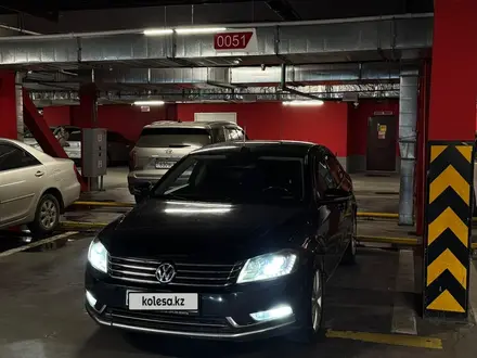 Volkswagen Passat 2012 года за 5 800 000 тг. в Алматы – фото 5