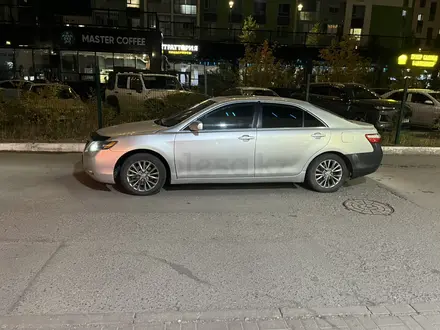 Toyota Camry 2007 года за 3 800 000 тг. в Астана – фото 3