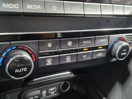 Kia Optima 2019 года за 7 900 000 тг. в Алматы – фото 13