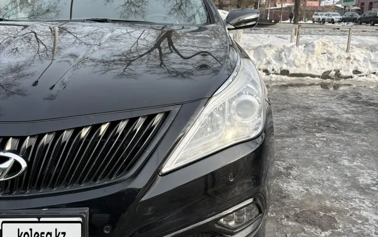 Hyundai Grandeur 2012 годаfor9 100 000 тг. в Алматы