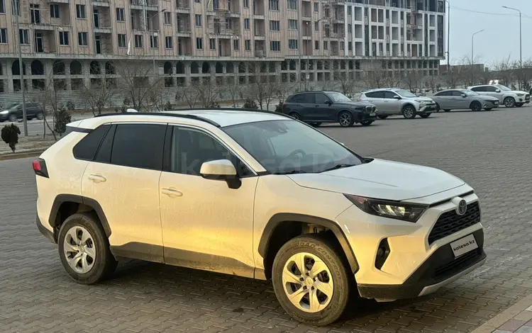 Toyota RAV4 2020 годаүшін16 200 000 тг. в Актау