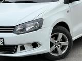 Volkswagen Polo 2013 года за 2 200 000 тг. в Алматы – фото 2