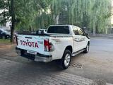 Toyota Hilux 2017 года за 16 000 000 тг. в Алматы – фото 3