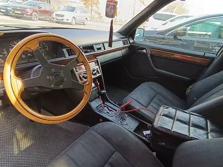 Mercedes-Benz E 230 1992 года за 850 000 тг. в Алматы – фото 6