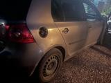 Volkswagen Golf 2005 годаүшін2 000 000 тг. в Шахтинск – фото 2