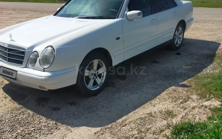 Mercedes-Benz E 230 1995 годаүшін2 500 000 тг. в Тараз