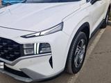 Hyundai Santa Fe 2022 года за 14 200 000 тг. в Костанай – фото 3