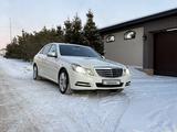 Mercedes-Benz E 200 2011 годаfor7 000 000 тг. в Караганда – фото 2