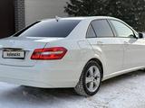 Mercedes-Benz E 200 2011 годаfor7 000 000 тг. в Караганда – фото 3