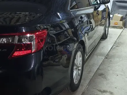 Toyota Camry 2014 года за 5 400 000 тг. в Атырау – фото 5