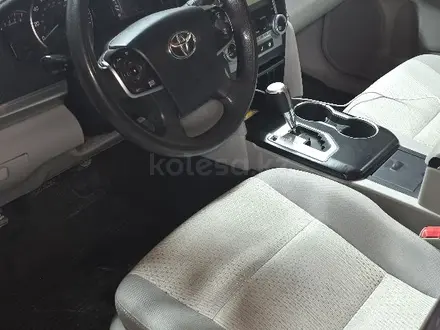 Toyota Camry 2014 года за 5 400 000 тг. в Атырау – фото 7