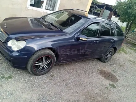 Mercedes-Benz C 200 2002 года за 2 300 000 тг. в Алматы – фото 9