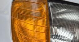 Поворотники на мерс 124 за 25 000 тг. в Алматы