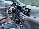 Nissan Almera Tino 2001 годаүшін2 550 000 тг. в Уральск – фото 5