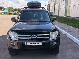 Mitsubishi Pajero, 2011