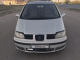 SEAT Alhambra 2001 года за 3 000 000 тг. в Уральск