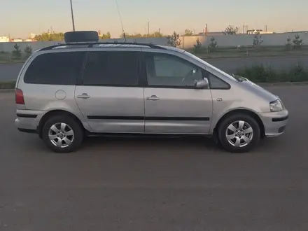 SEAT Alhambra 2001 года за 3 000 000 тг. в Уральск – фото 5