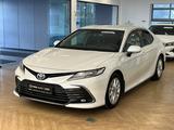 Toyota Camry 2021 года за 14 650 000 тг. в Астана