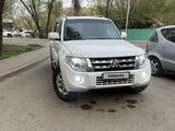 Mitsubishi Pajero 2012 года за 10 700 000 тг. в Алматы – фото 2