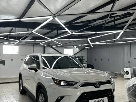 Toyota Grand Highlander 2023 года за 37 500 000 тг. в Уральск