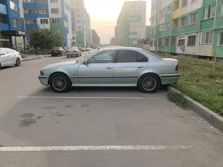 BMW 523 1996 года за 2 800 000 тг. в Алматы – фото 3