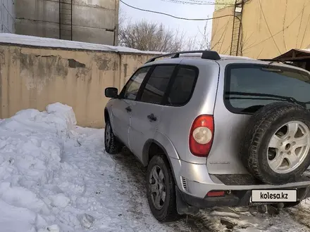 Chevrolet Niva 2009 года за 2 500 000 тг. в Астана – фото 2