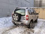 Chevrolet Niva 2009 годаfor2 500 000 тг. в Астана – фото 3