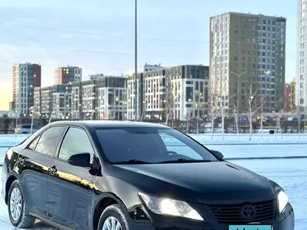 Toyota Camry 2012 года за 9 100 000 тг. в Астана – фото 2